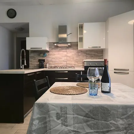 Isola Cozy Monolocale Apartamento *