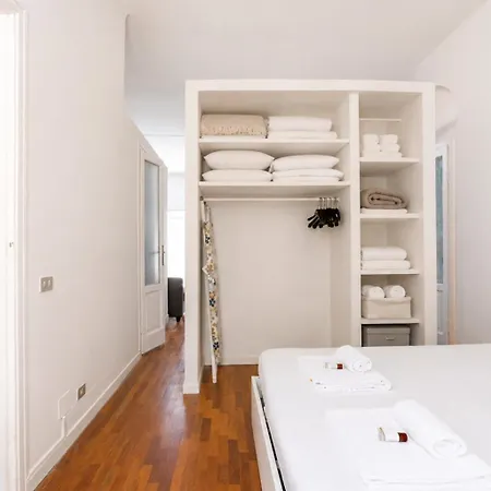 Baiamonti Loft شقة