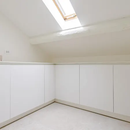 The White Attic - Cattolica District شقة ميلان