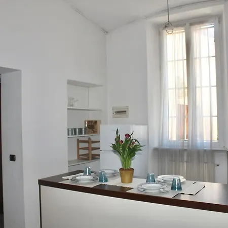 شقة Ample 2-br Steps To Navigli *