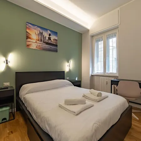5 Min Car From Station, With 2 Bedrooms Milaan