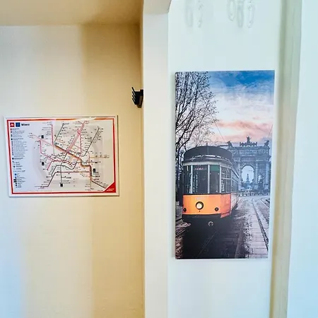 Casa Di Leon Universita Bicocca Garage Privato E Metro M5 * Milánó