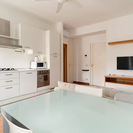 Appartamento Guesthost - Cozy Flat X4 Gioia Mm2 *