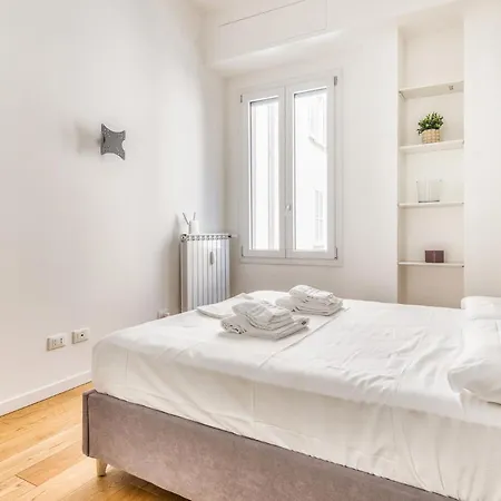 New Center Luxury - 2 Pax - Corso Magenta Milánó