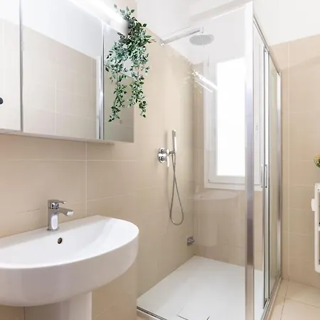 Station-duomo - 2 Bedrooms & 2 Terrace *
