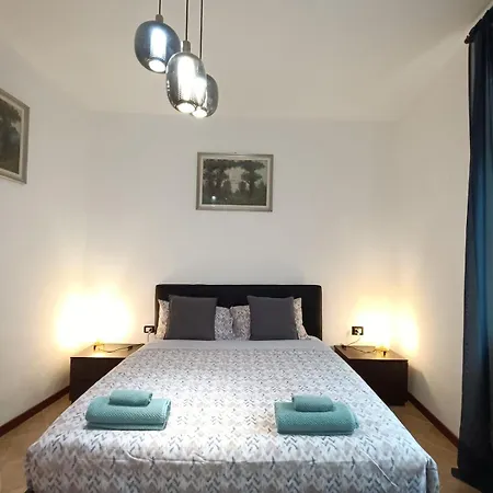Bicocca Comfort - Near Metro & Station Appartement