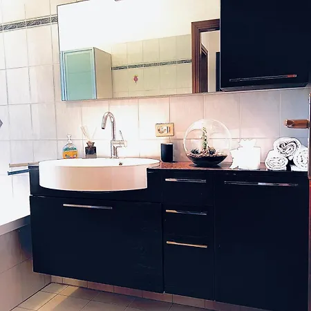 Large Artistic With 2 Balconies * Milano