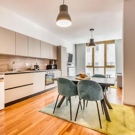 Luxury Duomo 4 Pax Via Stampa Apartment *