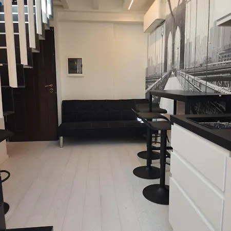 Centro Duomo, Loft Con Terrazzo, Ac, Wifi, Subway Apartamento *