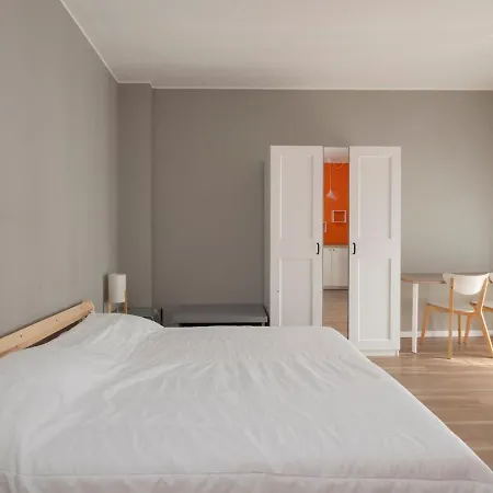 شقة Xenia - In Viale Romolo 5 *