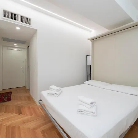 Apartament Xenia - In Viale Doria 24 A Mediolan