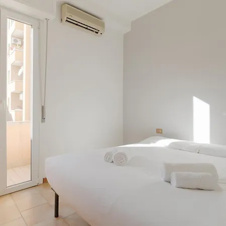 Guesthost - Cozy Nest In Washington District 아파트 밀라노