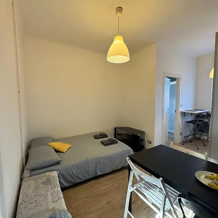 Spazio 73 - Porta Romana Apartamento *