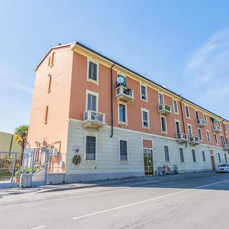 Polimi Loft With Parking - La Vista Milão