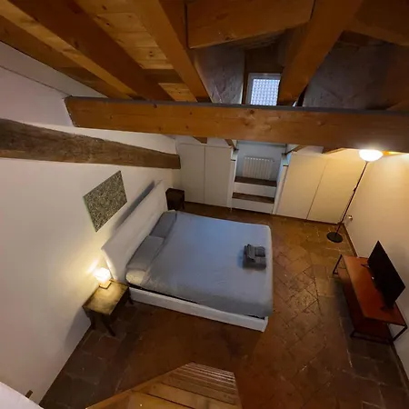 Navigli Art Apartment- M2 Porta Genova *