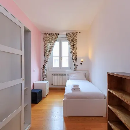 Xenia - 3 In Via Broggi 15 Apartamento Milão