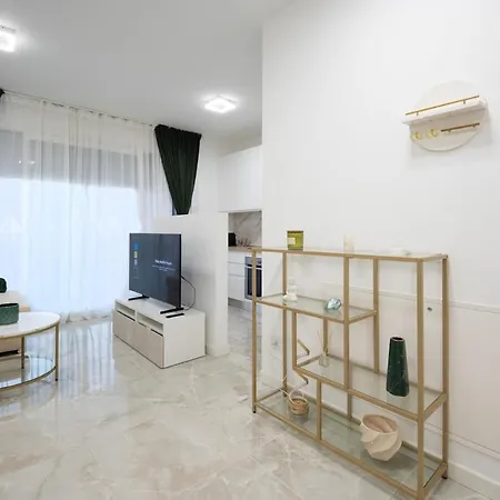 Appartement Design With Private Terrace