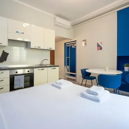 Apartman Xenia - At Viale Bligny 42