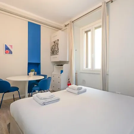 Xenia - At Viale Bligny 42 Apartman *