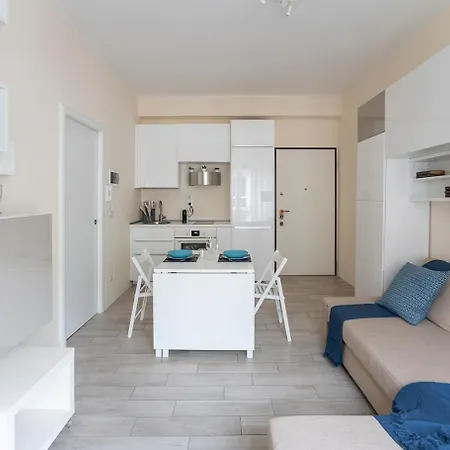 Arts At Scarlatti 31 Apartman *