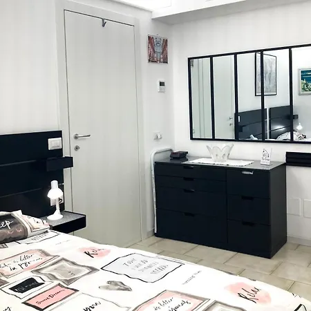 Appartement Splendido Bilocale Moderno - Wifi E Ac - *