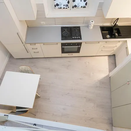 M3 Modern Open-plan Space Close To The Metro ميلان
