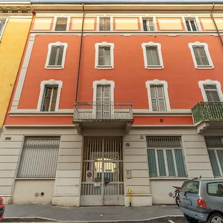 Apartman Elegant Loft Con Giardino In Citta - Scooter Park Milánó