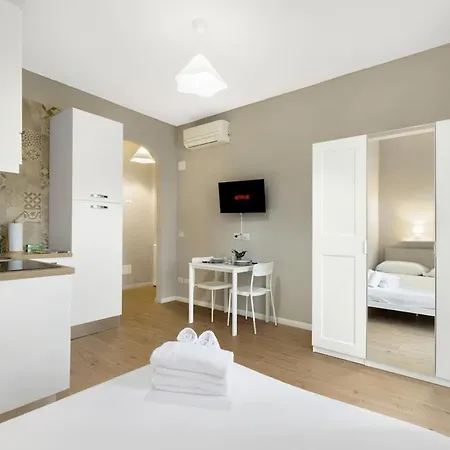 Modern With Wi-fi & Ac 15 Min To Duomo *