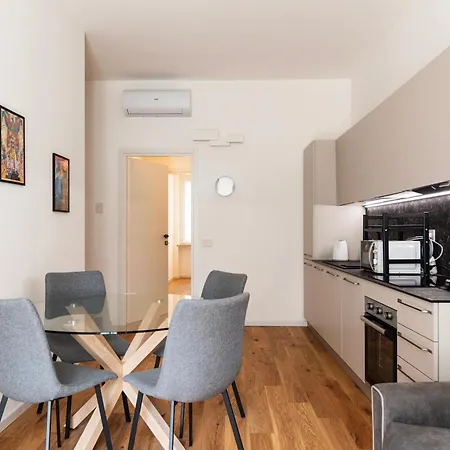 Appartement Youhosty - Procaccini 35 Milan