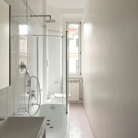 Porta Venezia Bilocale Premium Apartamento