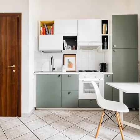 Hostmate - - Volturno - Isola * ميلان