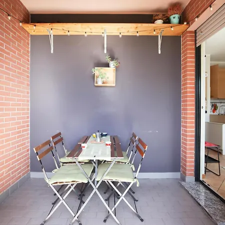 Garage Included, Bright With Terrace * ميلان
