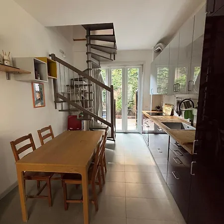 Charming House With Private Courtyard Apartamento *