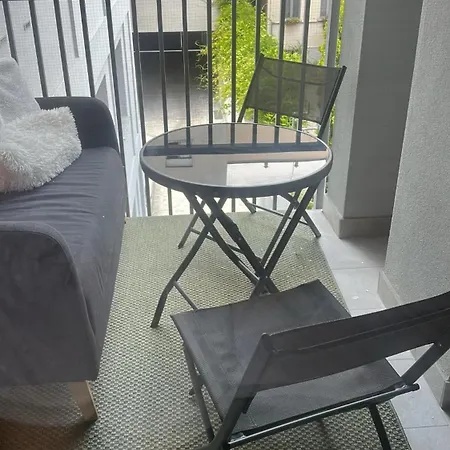 Stylish Modern 2-bedroom In * Mediolan
