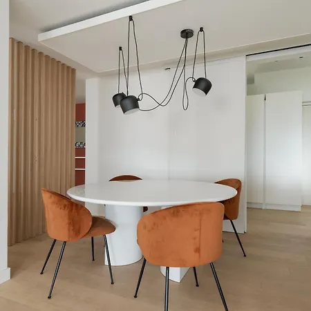 Guesthost - Spacious Terrace Flat San Siro Stadium * Milão