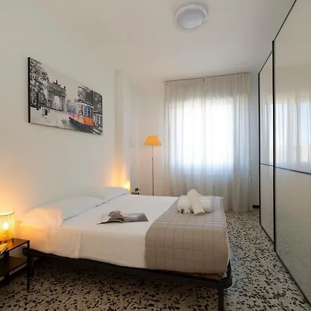 Charming Two-room With View Of San Siro Stadium Upper Floor Διαμέρισμα Μιλάνο