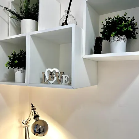 Elegant And With Terrace, 15 Min From Navigli And The Center شقة