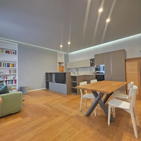 شقة Magenta 32 Center