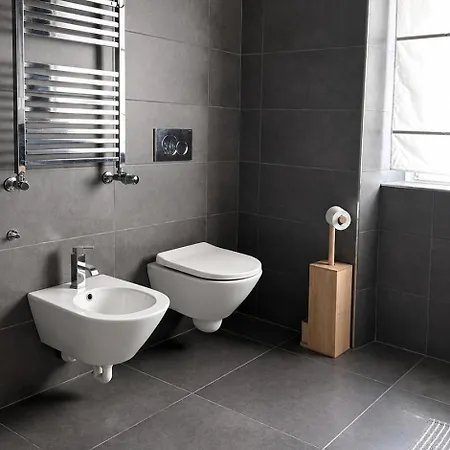 Modern Next To Gae Aulenti Apartamento *