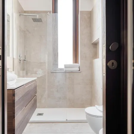 Bright 20 Min From Duomo-m4 Dateo 아파트 *