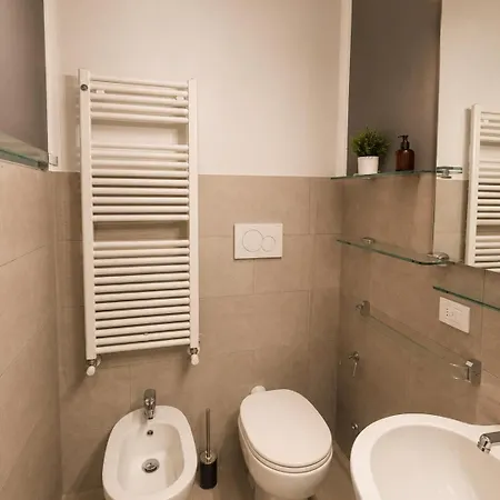 Appartamento And Quite Flat With 2bdr, 2bath, Self Checkin Connected To Linate And Duomo In 5 Mins *