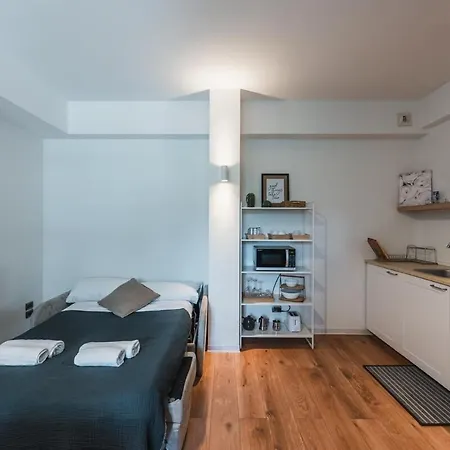 Elegant Designer In The Navigli District Apartamento *