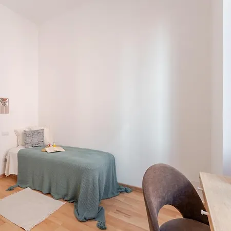 Two-bedroom Arco Flat With Free Parking *