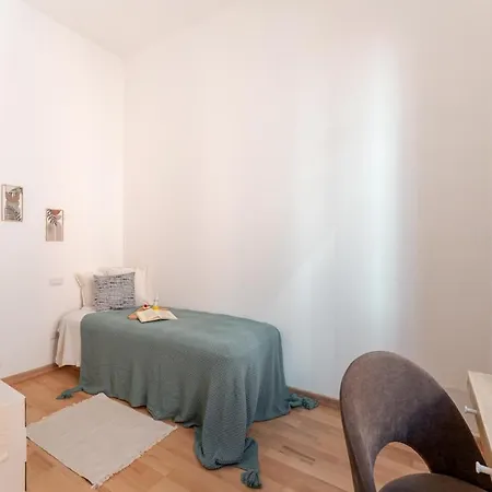 شقة Two-bedroom Arco Flat With Free Parking *