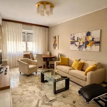Loreto - Citta Studi Near M2 With Wifi And Ac