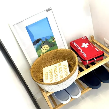 Tiny Cinema Loft - Milan's Smallest شقة *