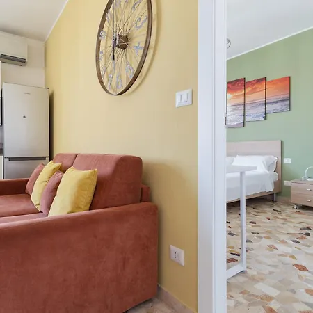 Romolo - Navigli Bright Two-room