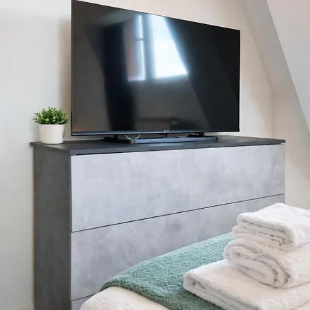Bright Modern Loft In The Crocetta Area