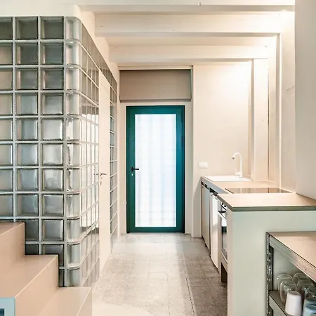 Creative Design Loft In Citta Studi شقة