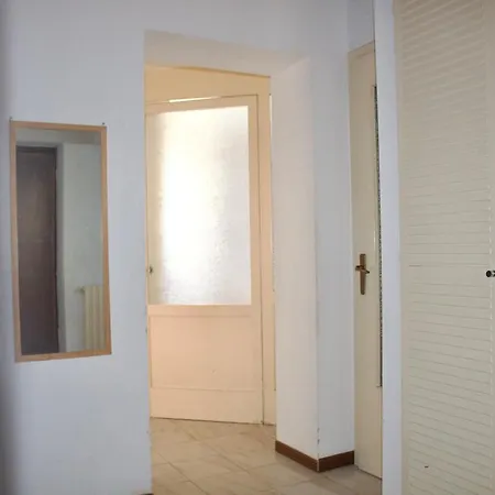 Ample 2-br Steps To Navigli شقة *